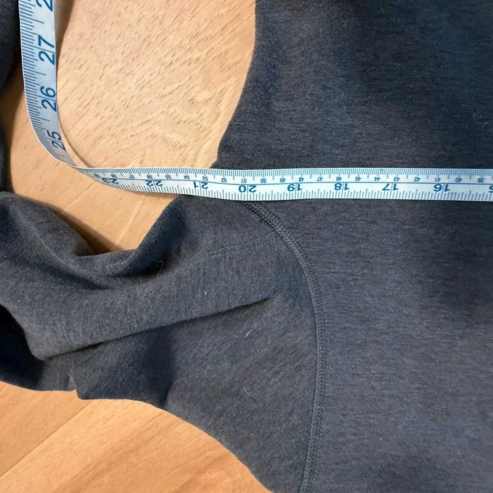 The North Face Quarter Zip Pullover Mens Small Gray Heathered NF0A2ULX Mock Neck